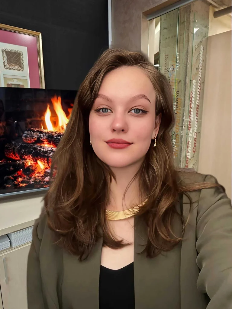 Арина Мелихова